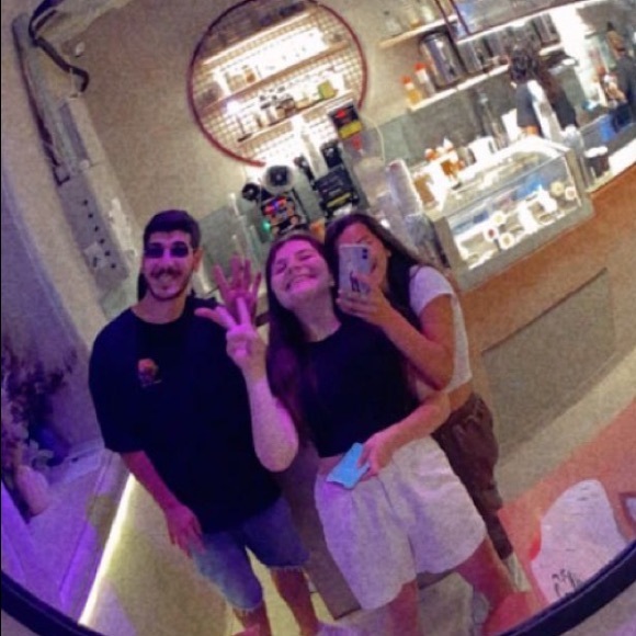 Meet your Posher, Maria - Picture 1 of 1